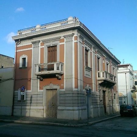 Palazzo Don Ruggiero San Ferdinando di Puglia Exterior foto