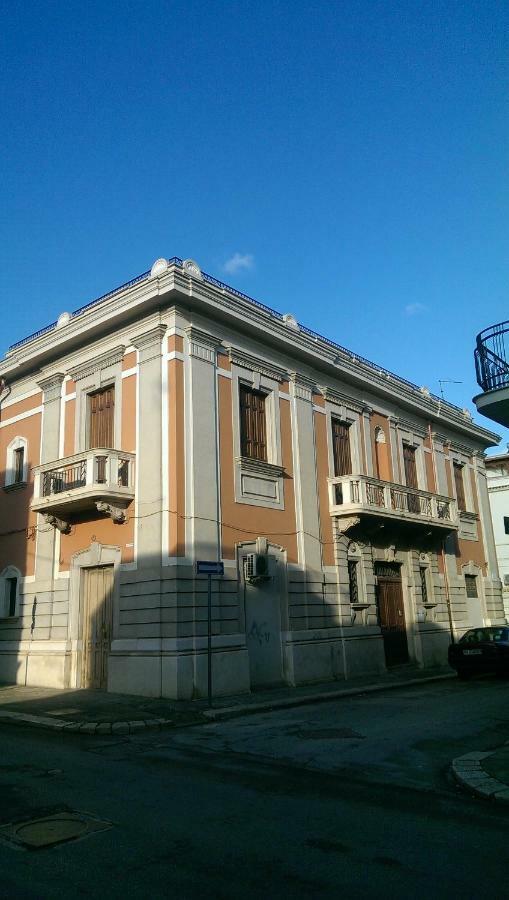 Palazzo Don Ruggiero San Ferdinando di Puglia Exterior foto
